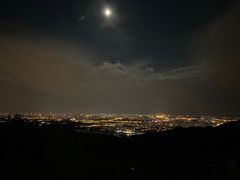 -鬼笑石后山停车场