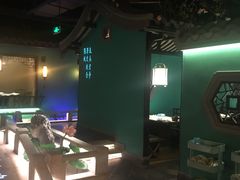-佬麻雀·新湘菜(珠海金发购物中心店)