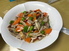 -崴海渔村(虹梅路店)