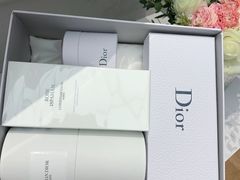 -Dior迪奥(上海世茂广场店)