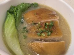 -新威港式茶餐厅(松岗天虹店)