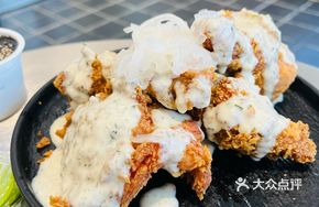 Wow Ranch Sauce Fried Chicken