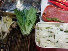 -钢管厂五区小郡肝串串香(滨江店)