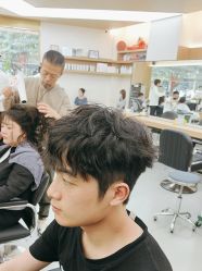 -川和潮人漂色·烫染·接发