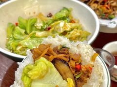 -湖南人家湘菜馆(镇江路店)