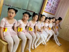 -艾美舞蹈(凤凰广场店)