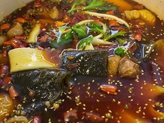 -晓彭肥肠鸡·泡椒鸡火锅(水木天地店)