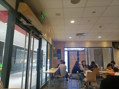 -麦当劳(世界城广场店)