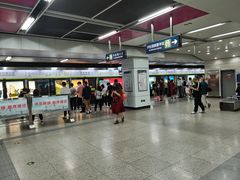 -白石桥南(地铁站)