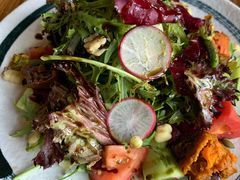 蔬菜沙拉配烤南瓜-SMOKI & CO(五大道店)