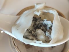 黑松露小笼包-利苑酒家(合景国际金融广场店)