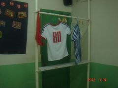 厕所-做了不起的80后