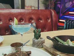 -Famous肥猫墨西哥音乐餐吧(五棵松华熙LIVE店)