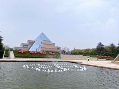 -上海市龙华烈士陵园