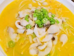 酸汤乌鱼片-双流老妈兔头(总店)