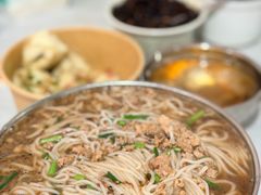 -正宗杨记普洱酸醋米线(总店)