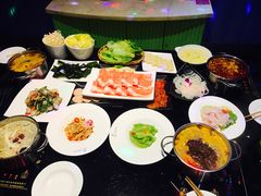 -唯爱KTV聚会餐厅(仙林东城汇店)