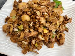 酸芋合炒猪大肠-美极鲜食坊(宝安南路店)