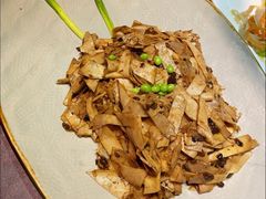 黑松露笋衣-蟹榭·本帮江浙菜·蟹宴(五角场合生汇商场店)