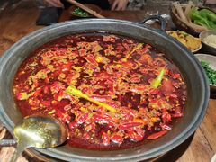 -四小区火锅·巷子里的重庆火锅(花照壁店)