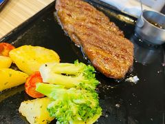 西冷牛排-必胜客(上海新南方商城PH店)