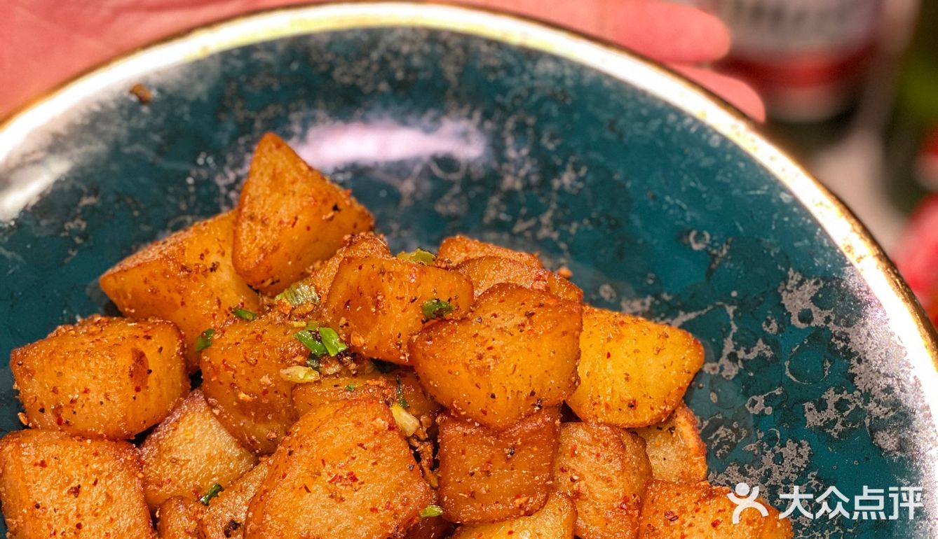 看球撸串还得是耶里夏丽！