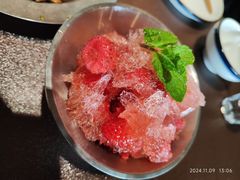 -曼听小寨海鲜烧烤·大连辣炒大王(盖州街店)