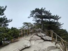 -罗田薄刀峰风景区