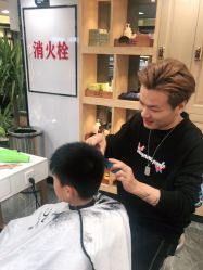 -倾城护肤造型