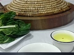-泸沽肴(泸沽湖大洛水村农村信用社旁店)
