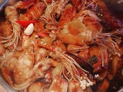 -黄记煌三汁焖锅(新佳丽江汉路店)