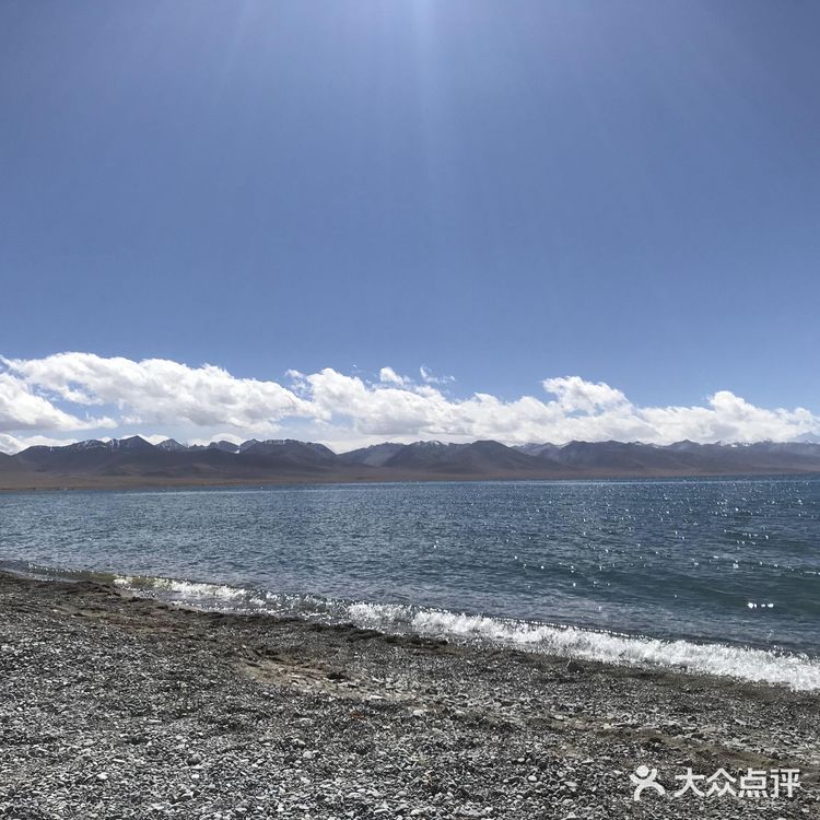 很多人会带上氧气瓶 因为是持续六七个小时都是高海拔