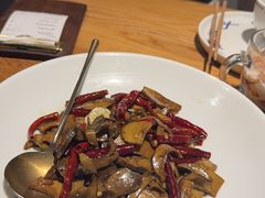 -一坐一忘云南菜(嘉里中心店)