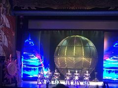 -工人俱乐部剧场杂技表演