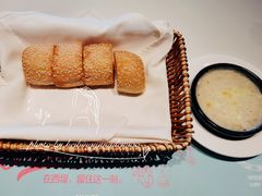 芝麻奶油面包-西堤厚牛排(昆山店)