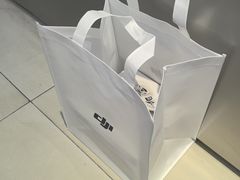 -DJI大疆(深圳华强北曼哈授权体验店)