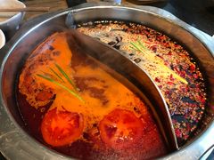 番茄鸳鸯锅-纸盐河码头火锅(十八梯店)