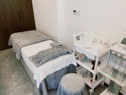 -柒朵科技美肤中心