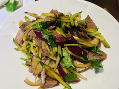 -关东小磨东北菜(上海长风大悦城店)