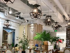 大堂-HuaTa 花榻·花忆西葡餐厅(虹桥南丰城店)