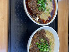 -秦云老太婆摊摊面(园博园店)