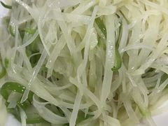青椒土豆丝-卢六川汤肉(南方花园店)