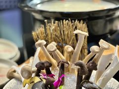 -牛牛和牛海鲜粥底火锅(长虹国际城店)