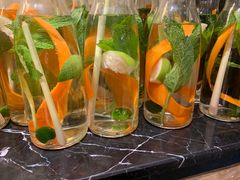 柠檬薄荷水-山城外·非遗酸菜鱼(蜀都万达店)