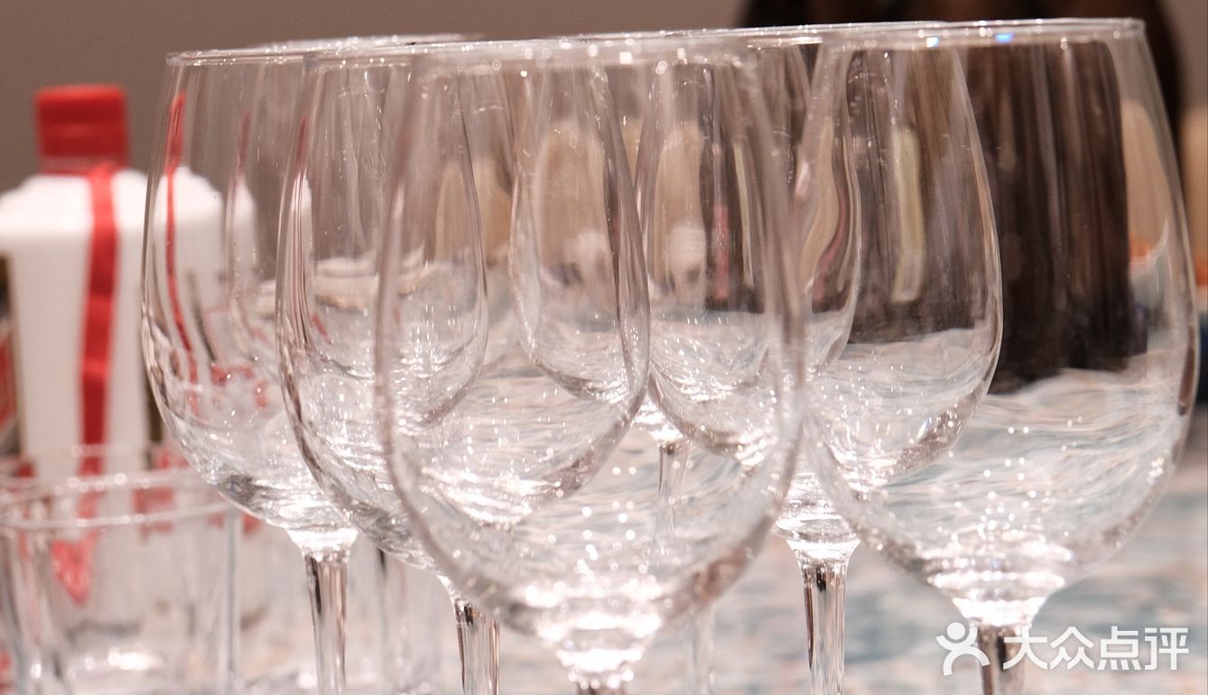 温润酒家，呵护友情