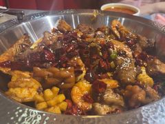 -鸡遇虾煲干锅火锅(小寨金莎店)
