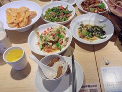 -关东小磨东北菜(上海长风大悦城店)