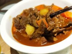红烩牛腩煲-去茶去餐厅(中央大街店)