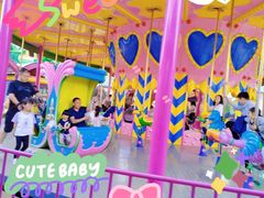 -七彩云南欢乐世界