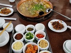 -朝伟清真铜瓢牛肉馆(三十年老·店)
